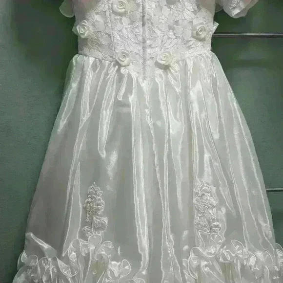 Flower Girl Communion Dress - Picture 4 of 12
